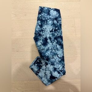 Lululemon Wunder Under in Dual Shibori Blue Haze Petrol Blue